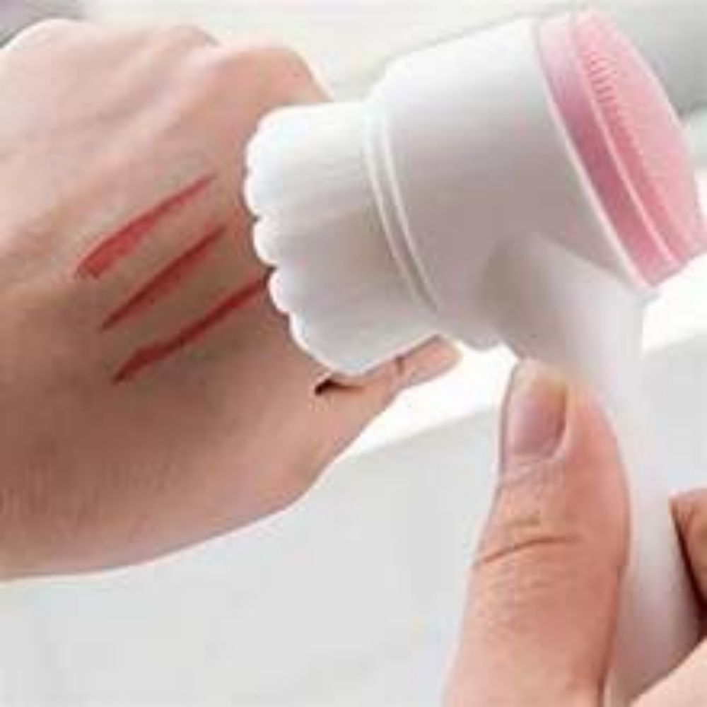 Easy Clean Nylon Pet Paw Brush For Gentle Grooming And Massage